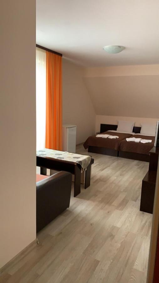 Hotel Topalovi Nesebar Esterno foto